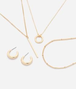 Conjunto com 03 Colares Delicados e Argolas