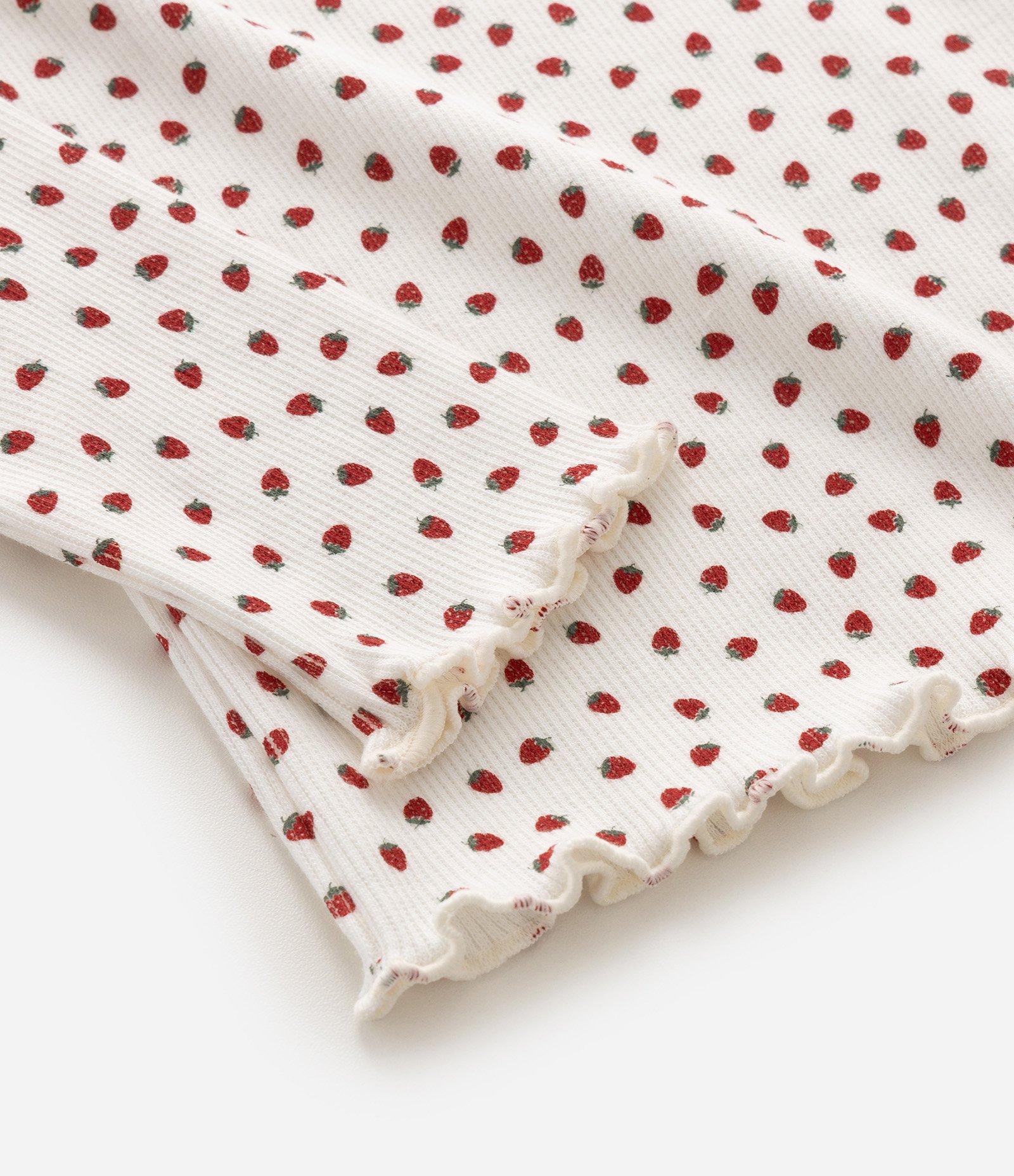Blusa Infantil em Ribana com Estampa de Moranguinhos - Tam 1 a 6 Anos Branco 5