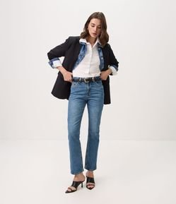 Calça Reta em Jeans Premium com Cintura Média