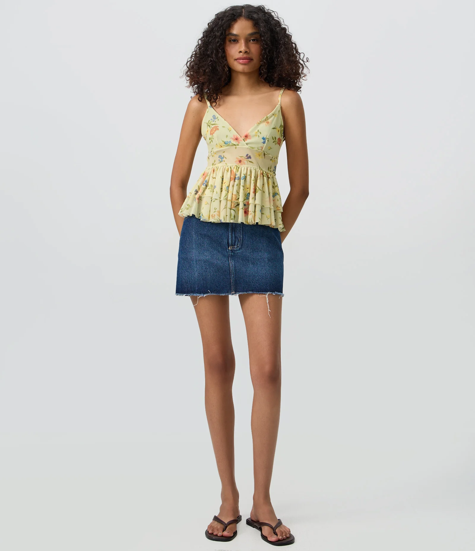 Blusa Peplum Floral em Tule com Decote Transpassado em V Amarelo 2