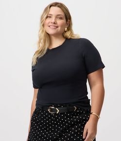 Blusa Baby Look em Algodão Curve & Plus Size