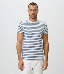 Camiseta Slim com Listras Horizontais