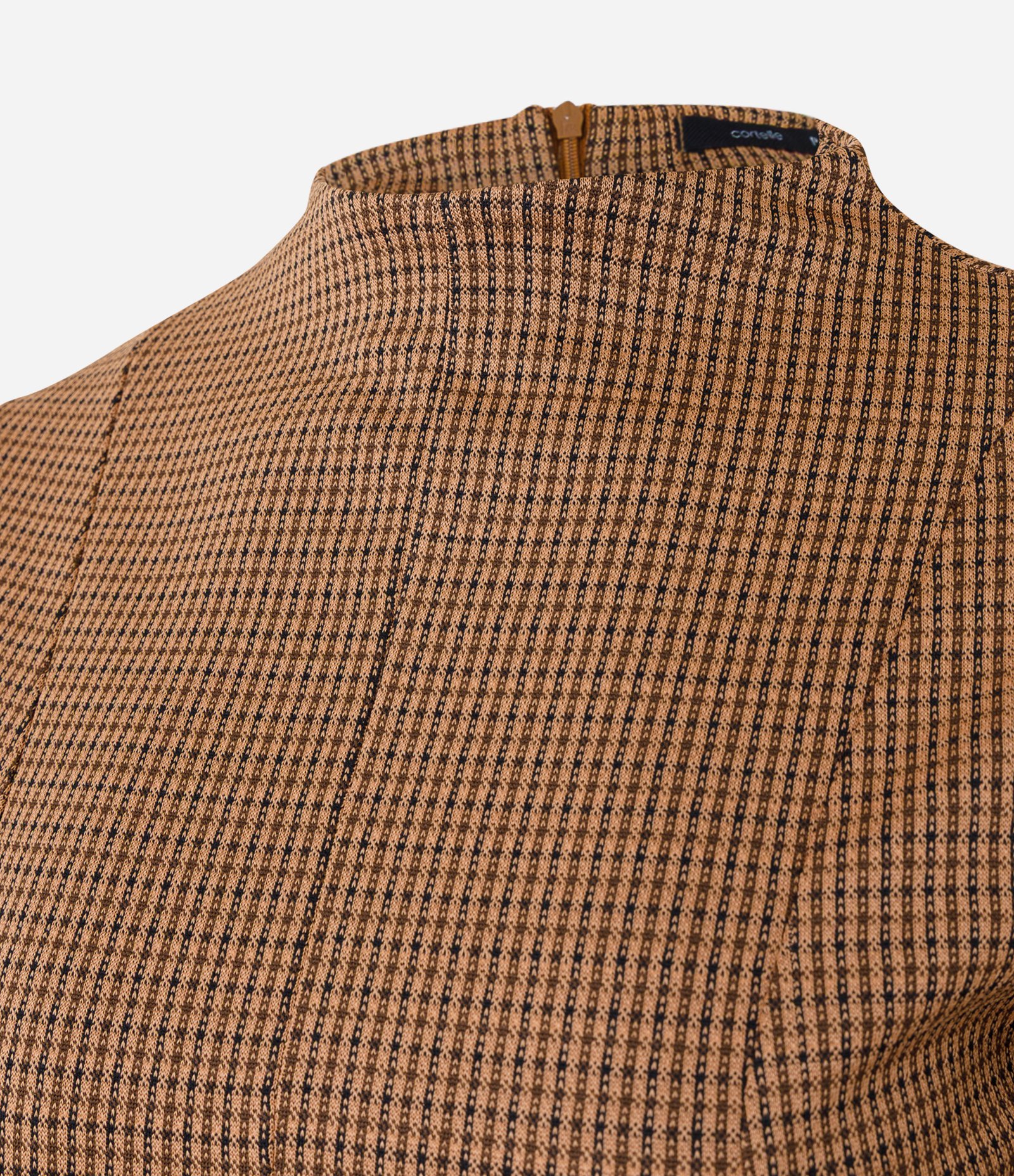 Blusa em Ponto Roma com Estampa Xadrez e Recortes Estruturados Bege 6