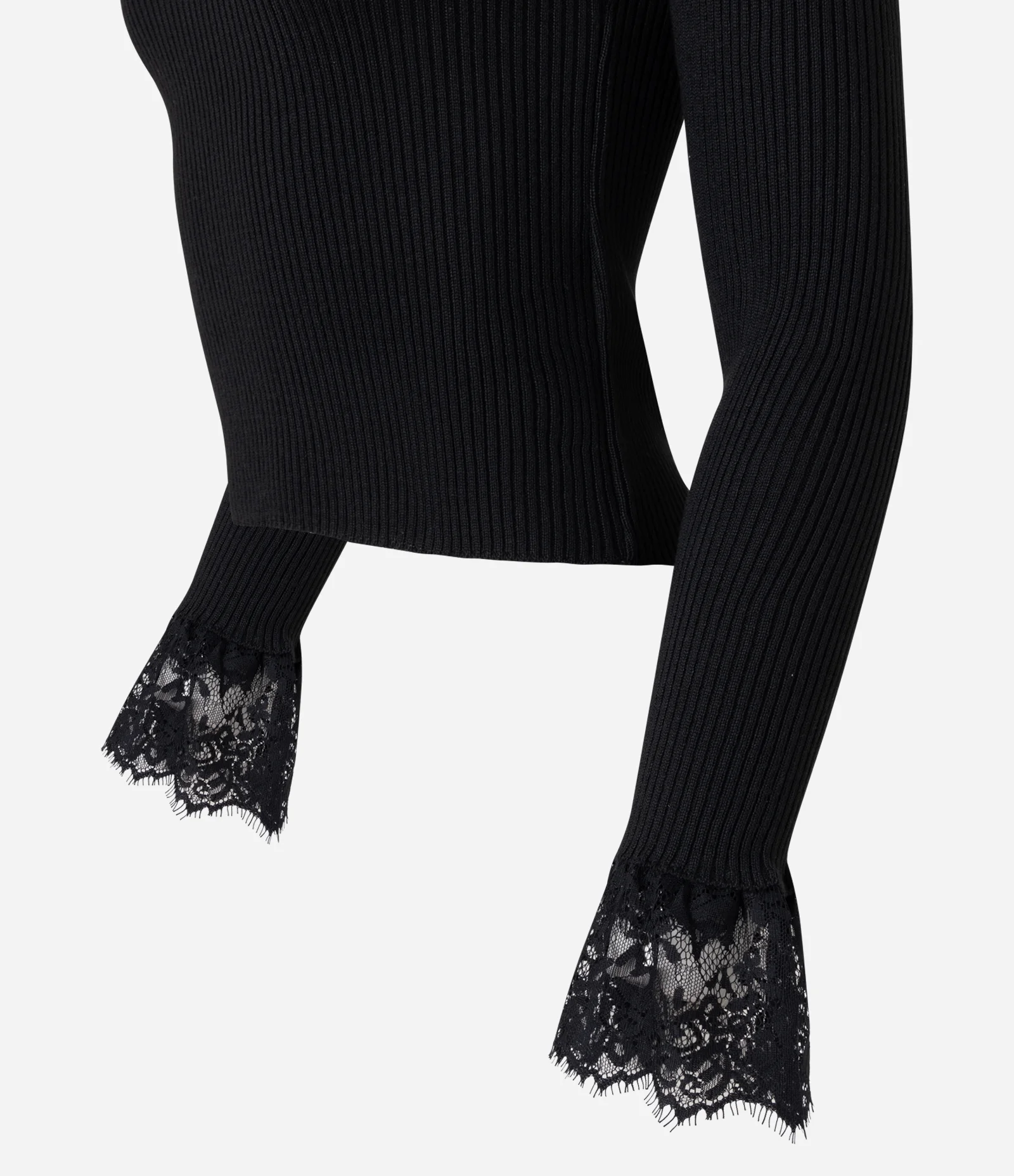 Blusa em Tricô Canelado com Punhos em Renda Preto 2