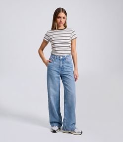 Calça Wide Leg em Jeans Premium com Cintura Média