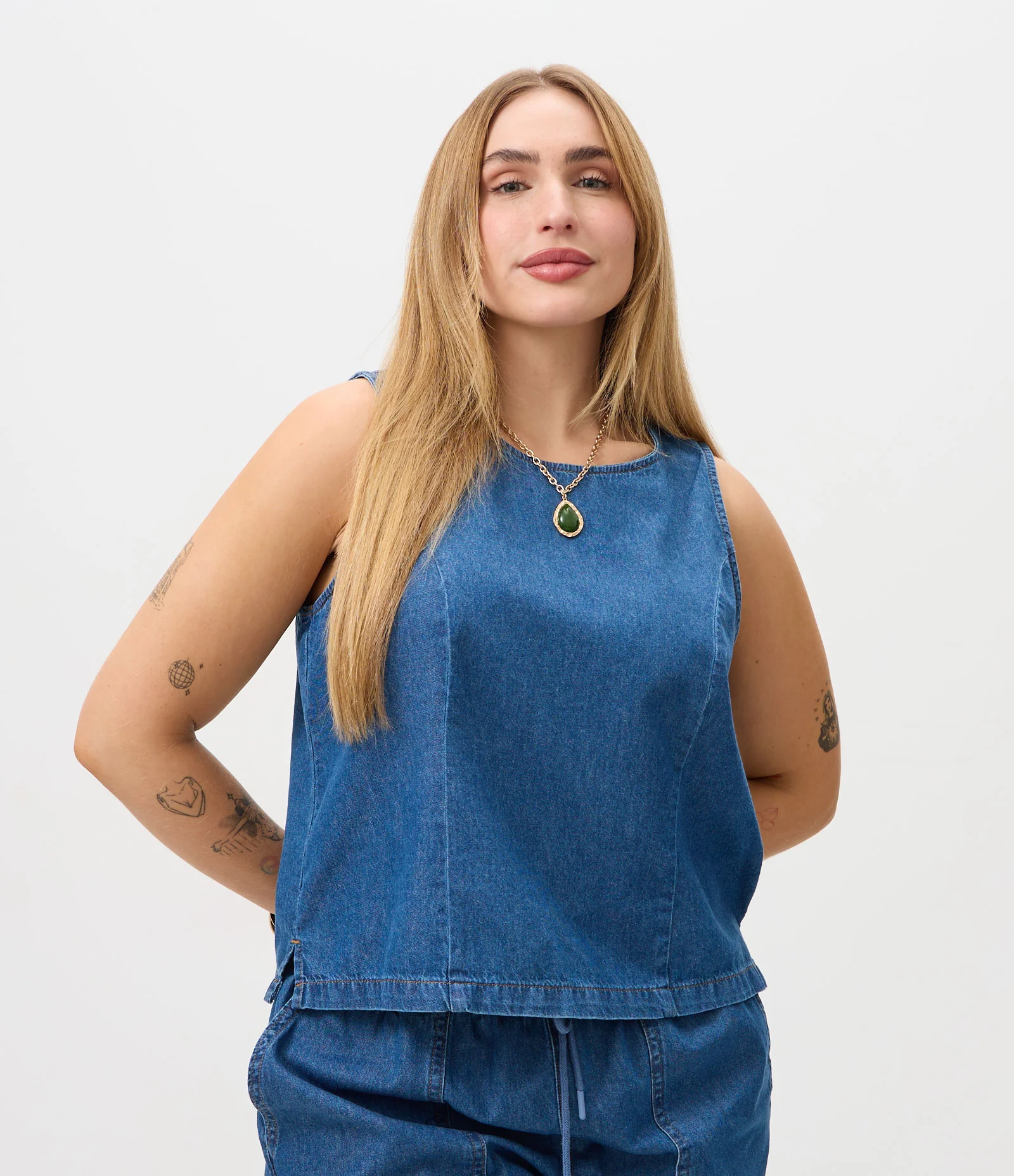 Blusa com Alça Larga Curve & Plus Size Azul 1