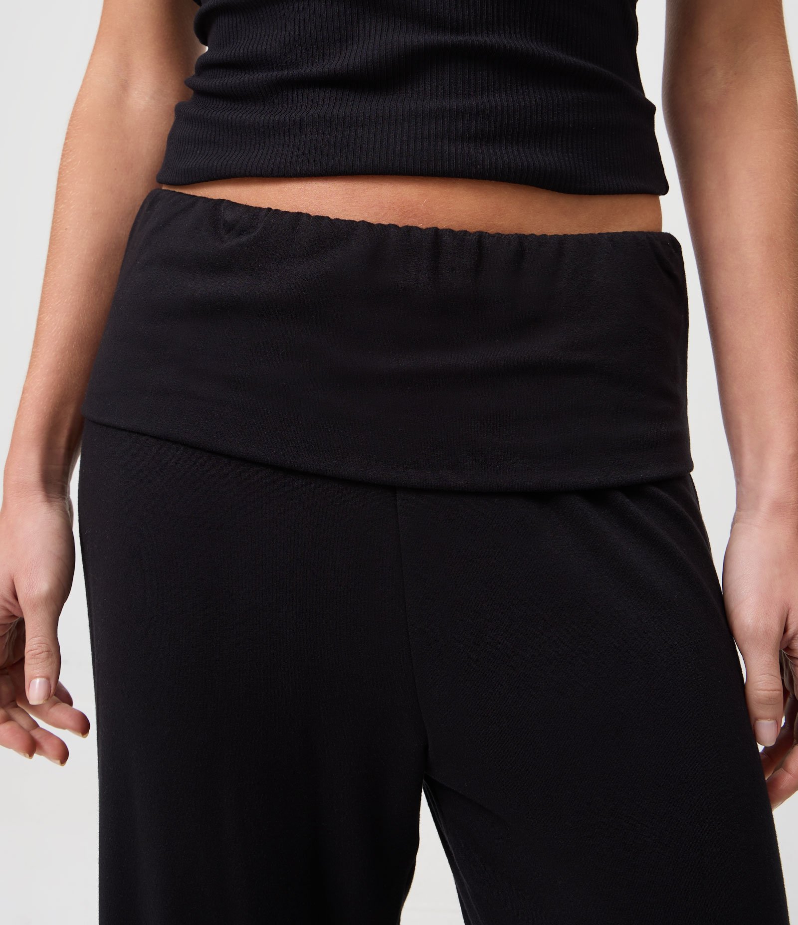 Calça de Pijama em Viscolycra com Cós Virado Preto 3