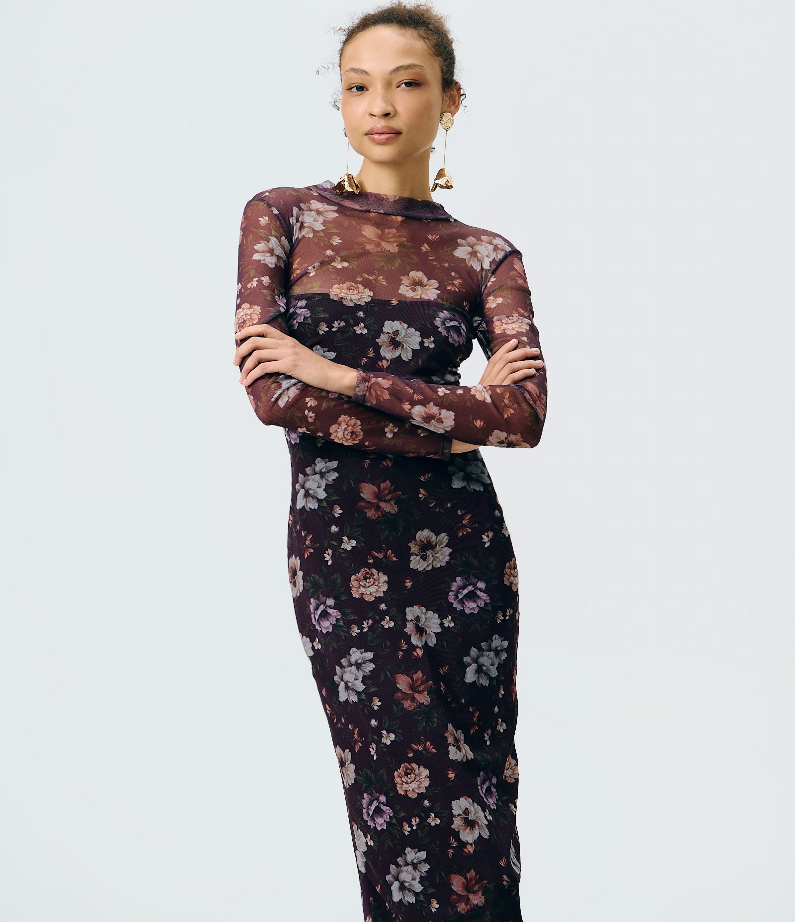 Vestido Midi em Tule com Estampa Floral e Gola Alta Preto 2
