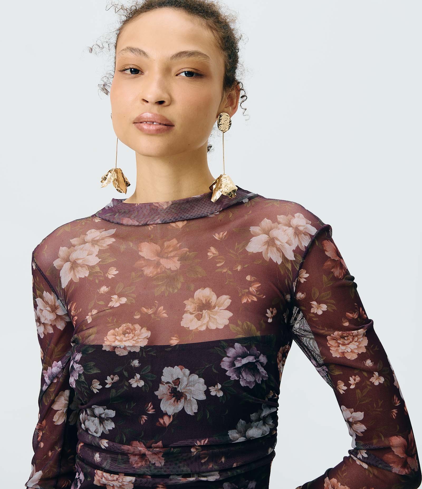 Vestido Midi em Tule com Estampa Floral e Gola Alta Preto 3