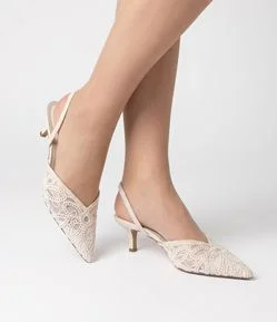 Sapato Slingback em Crochê com Bico Fino