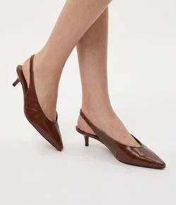 Sapato Slingback em Couro com Salto Kitten Heel