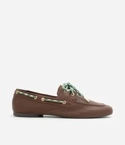 Mocassim Dockside em Couro com Atacador Contrastante