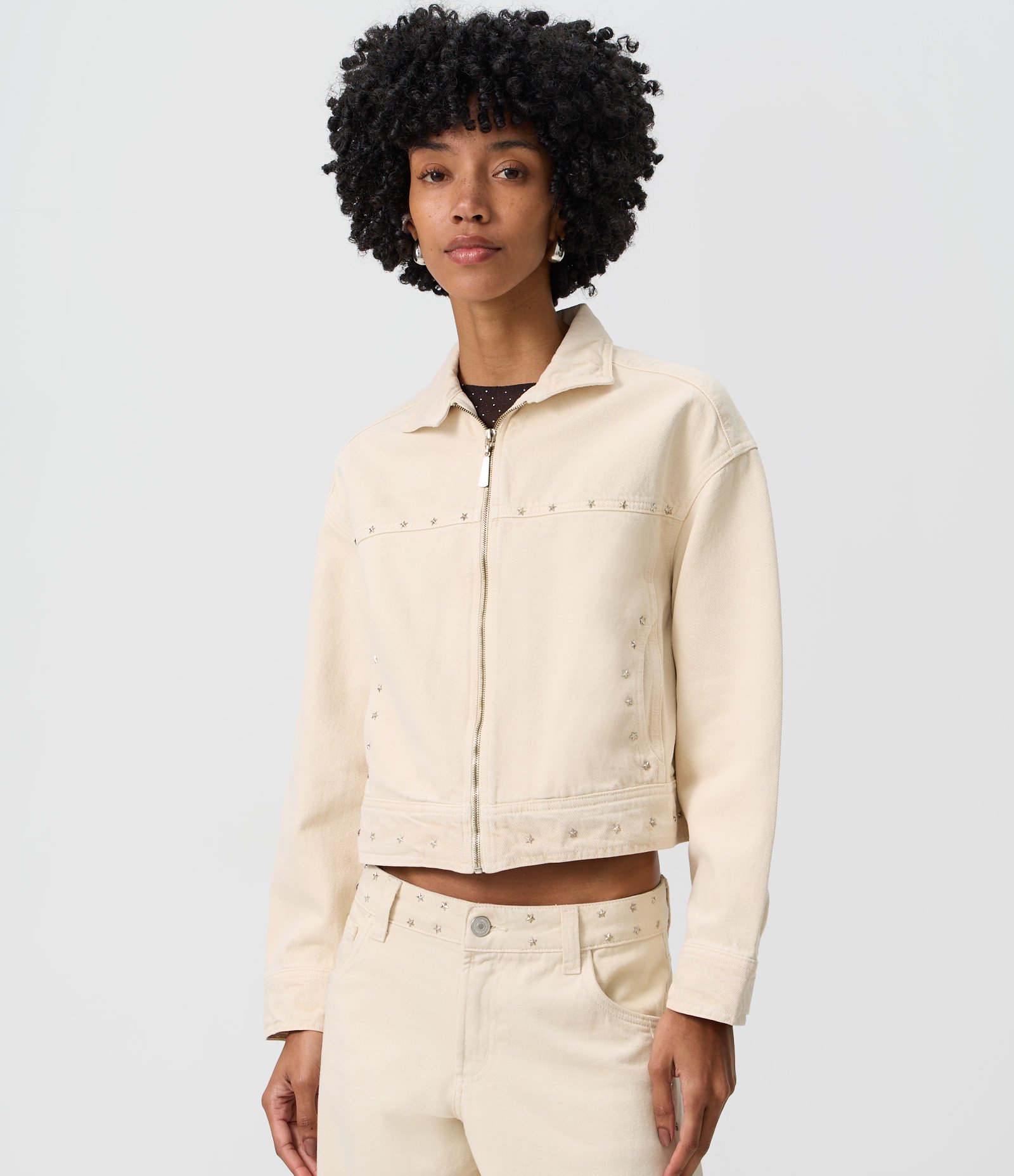 Jaqueta em Sarja com Tachas de Estrela e Gola Alta Off White 3