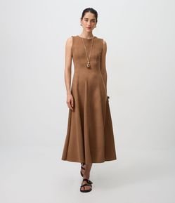 Vestido Midi em Suede com Recortes Estruturados
