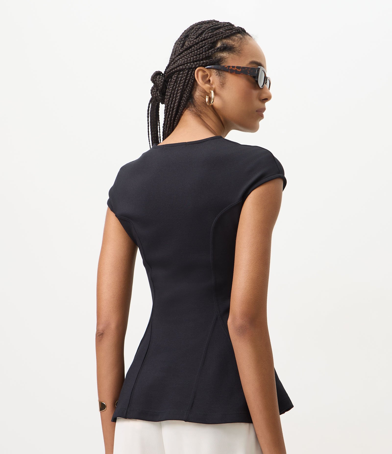 Blusa Peplum em Viscose com Recortes Estruturados Preto 4
