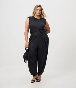 Macacão Jogger com Amarração na Cintura Curve & Plus Size