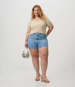 Short Evasê Jeans com Aplicação de Brilhos Curve & Plus Size