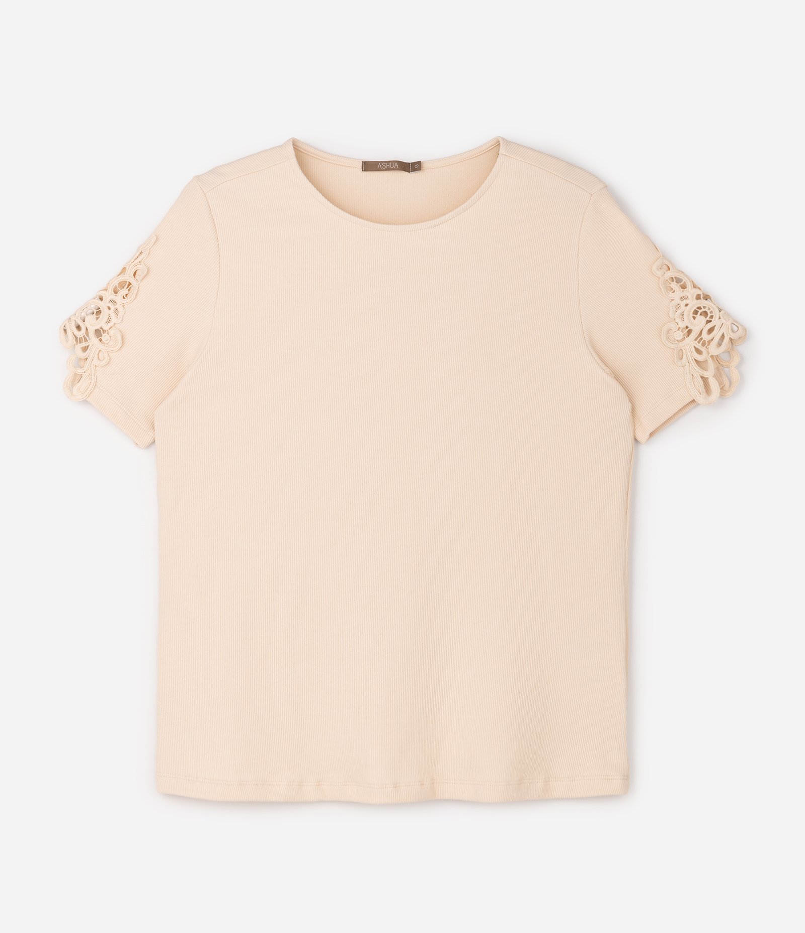 Blusa Ajustada em Ribana com Guipure nas Mangas Curve & Plus Size Bege 1