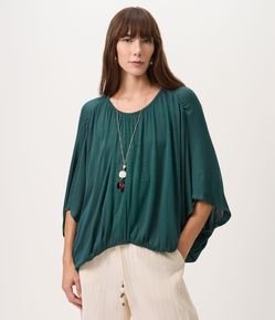 Blusa em Viscose com Mangas Amplas e Barra Ajustada