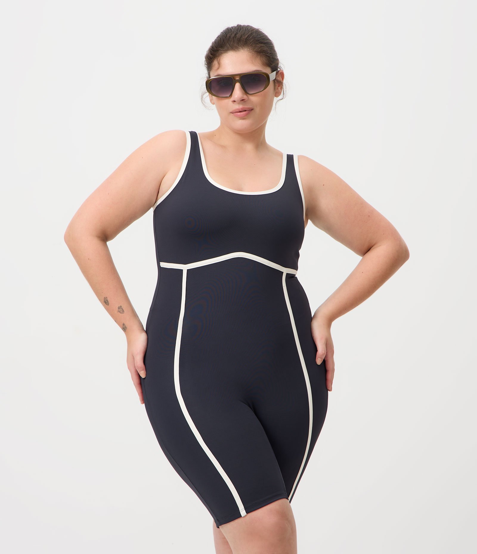 Macaquinho Ciclista em Poliamida com Alta Compressão Curve & Plus Size Preto 1