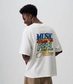 Camiseta Boxy em Algodão com Lettering Music