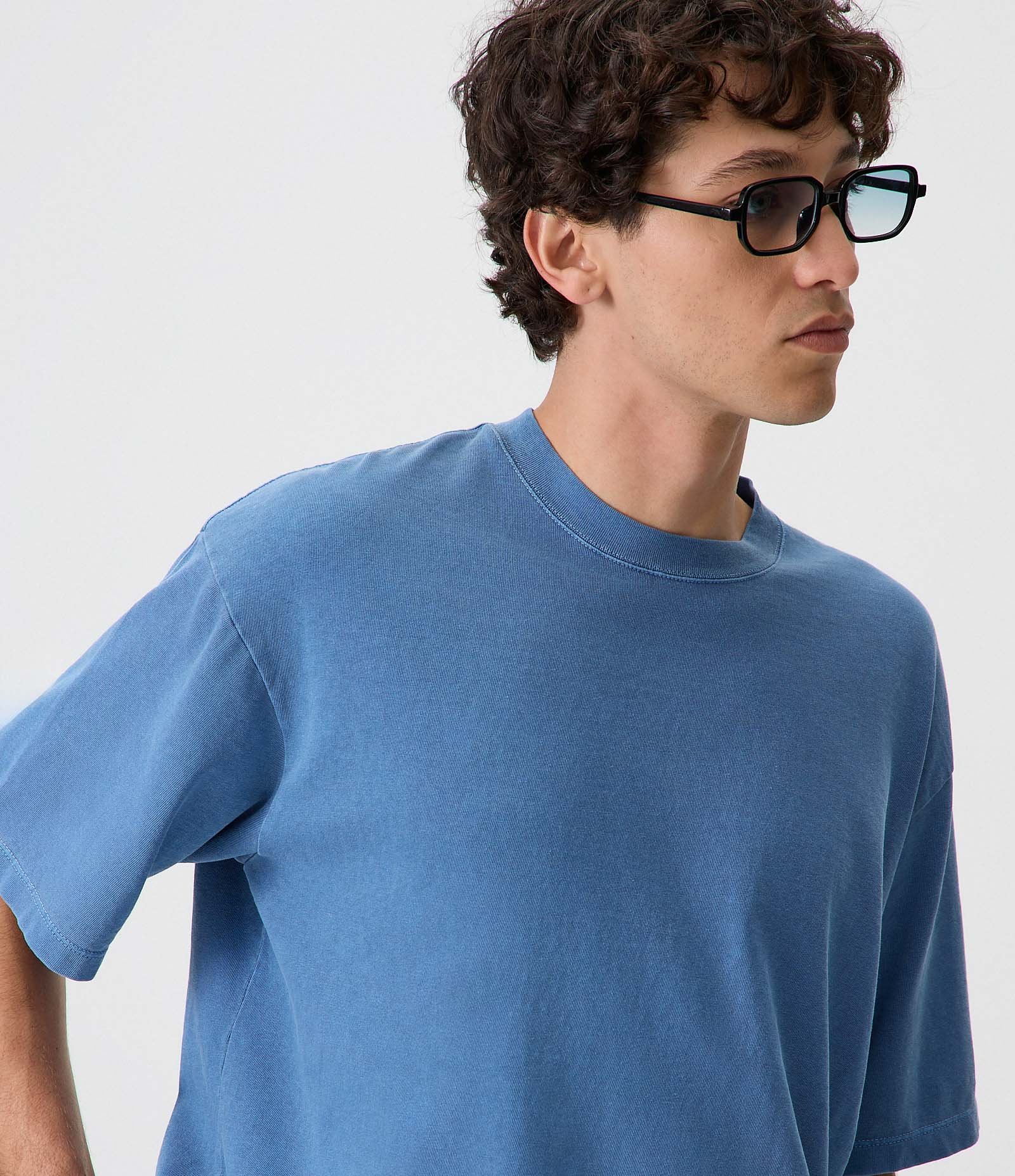Camiseta Boxy em Algodão Básica Azul 4