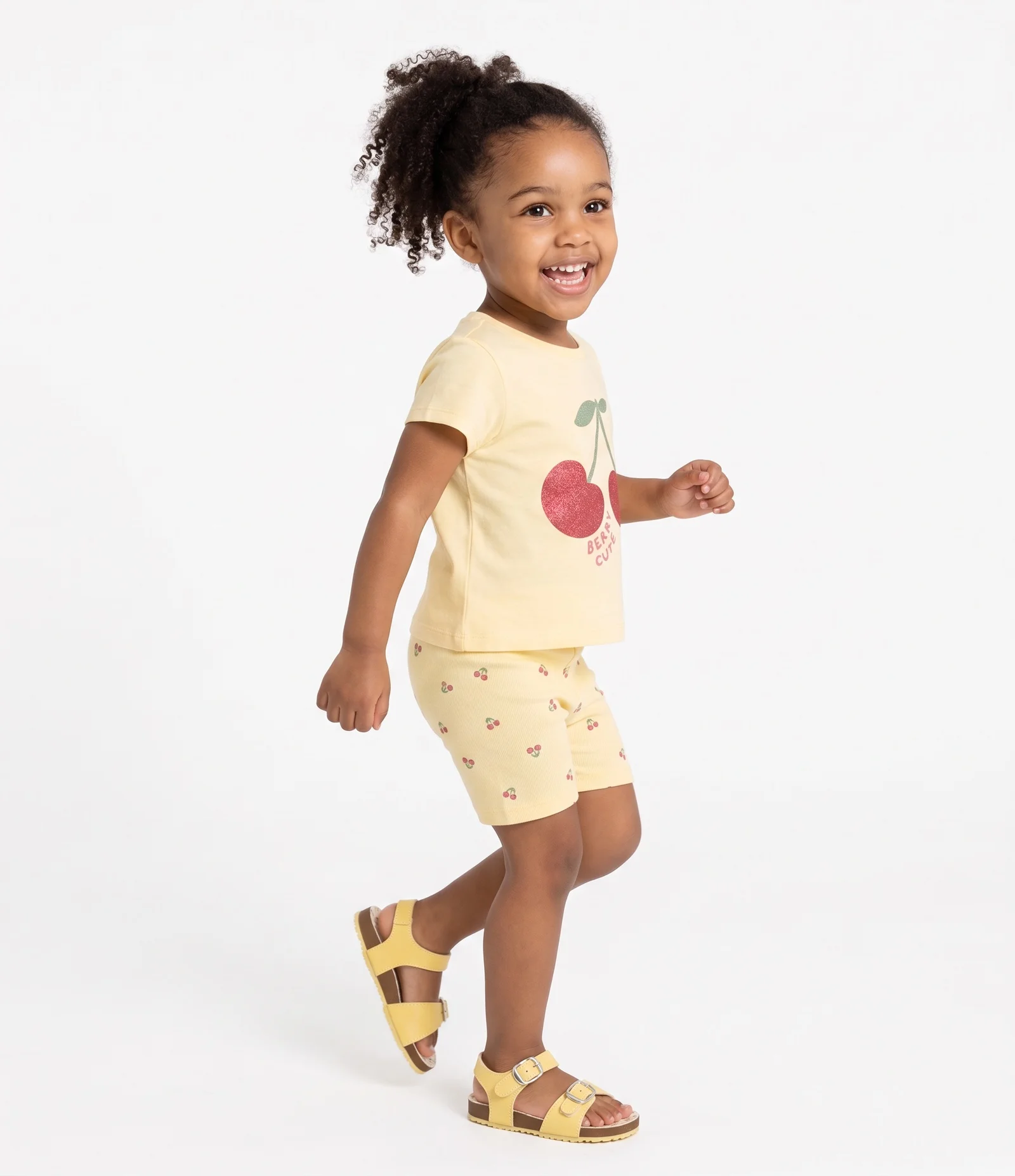 Short Infantil Ciclista com Cerejinhas - Tam 1 a 6 Anos Amarelo 2