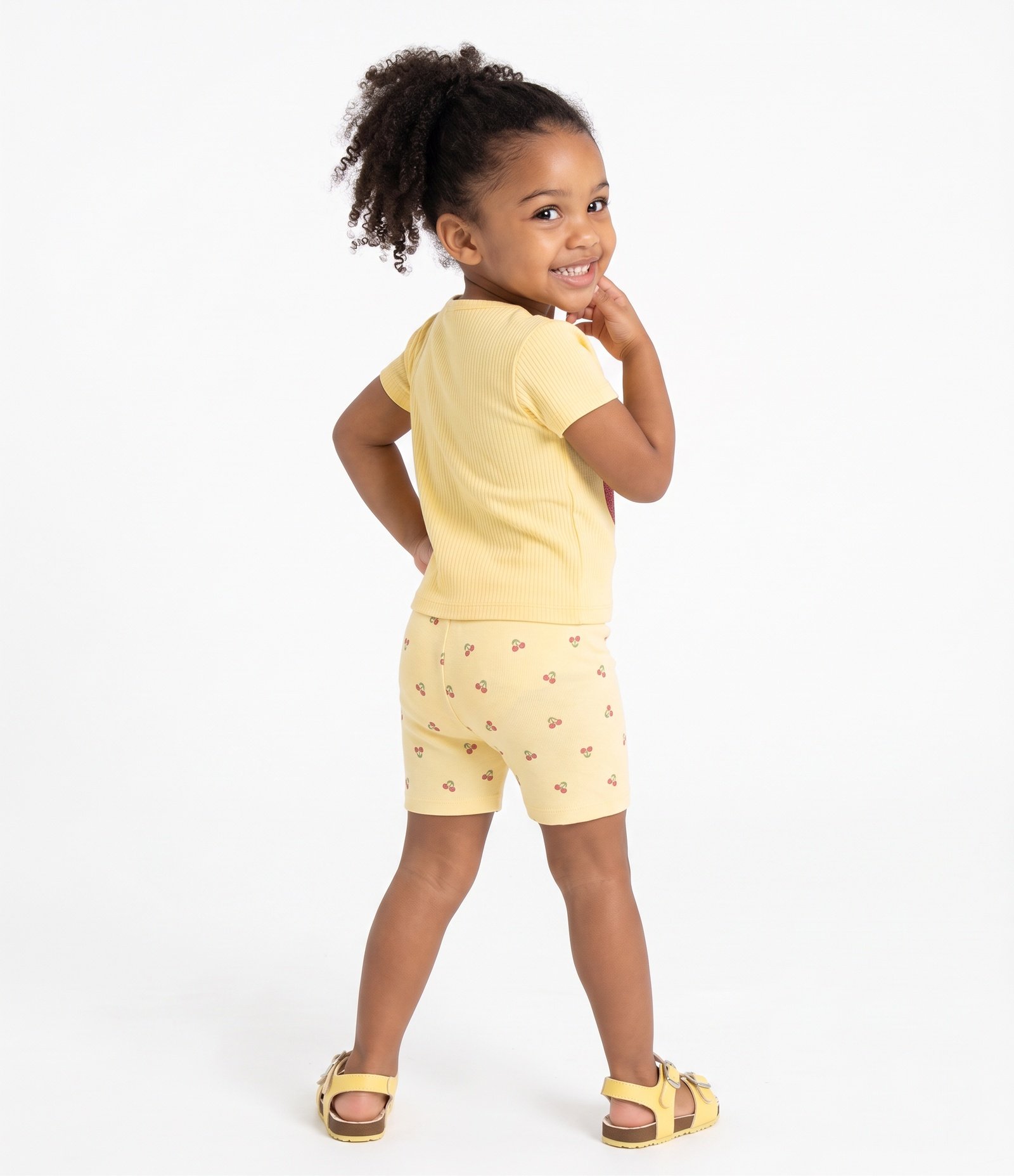 Short Infantil Ciclista com Cerejinhas - Tam 1 a 6 Anos Amarelo 3