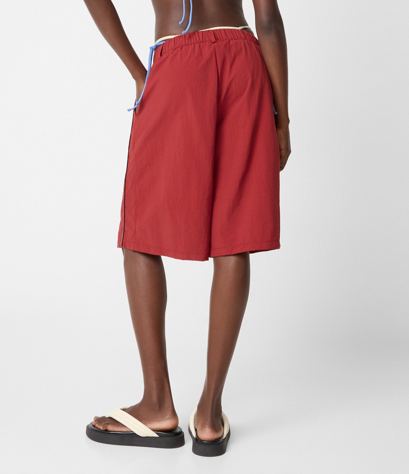 Bermuda Jorts  Esportiva com Pregas Frontais Vermelho 3