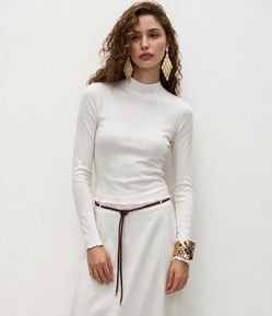 Blusa em Viscoelastano com Gola Alta e Transparência