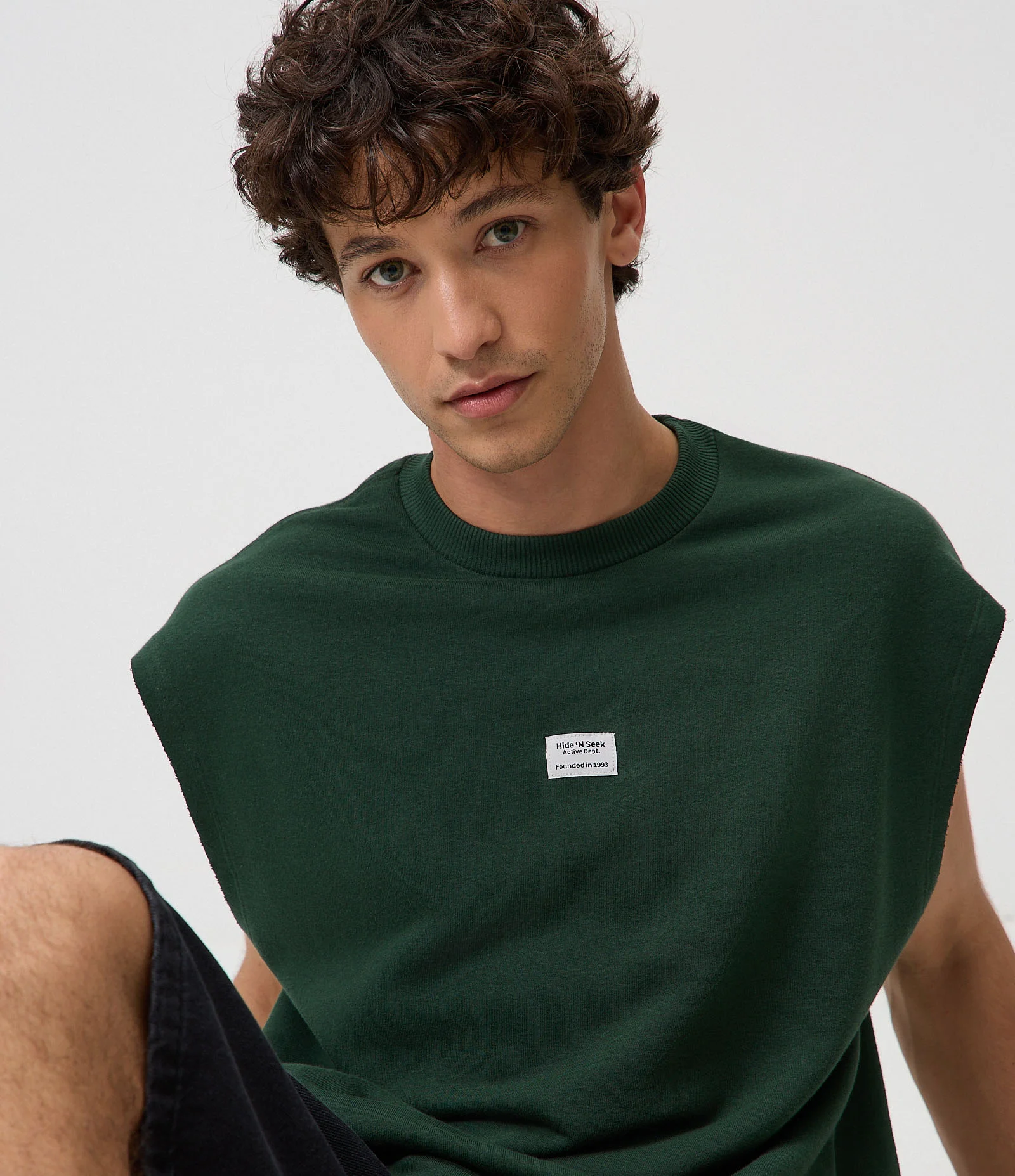 Regata Boxy com Bordado Spirited Hour Verde 1