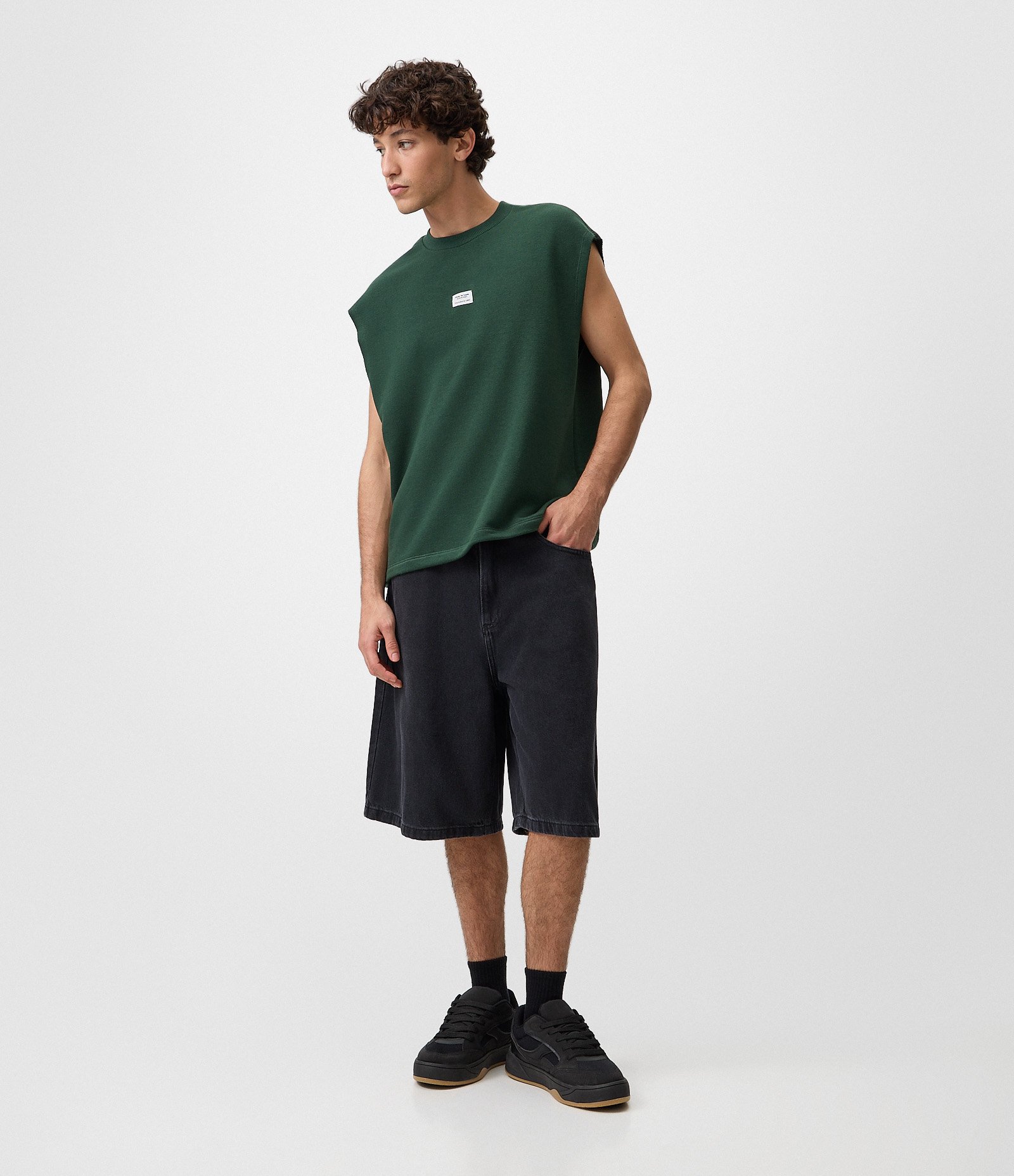 Regata Boxy com Bordado Spirited Hour Verde 2