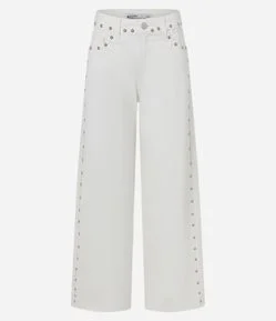 Calça Wide Leg em Sarja com Aplicação de Tachas