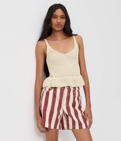 Short em Sarja com Estampa Listrada