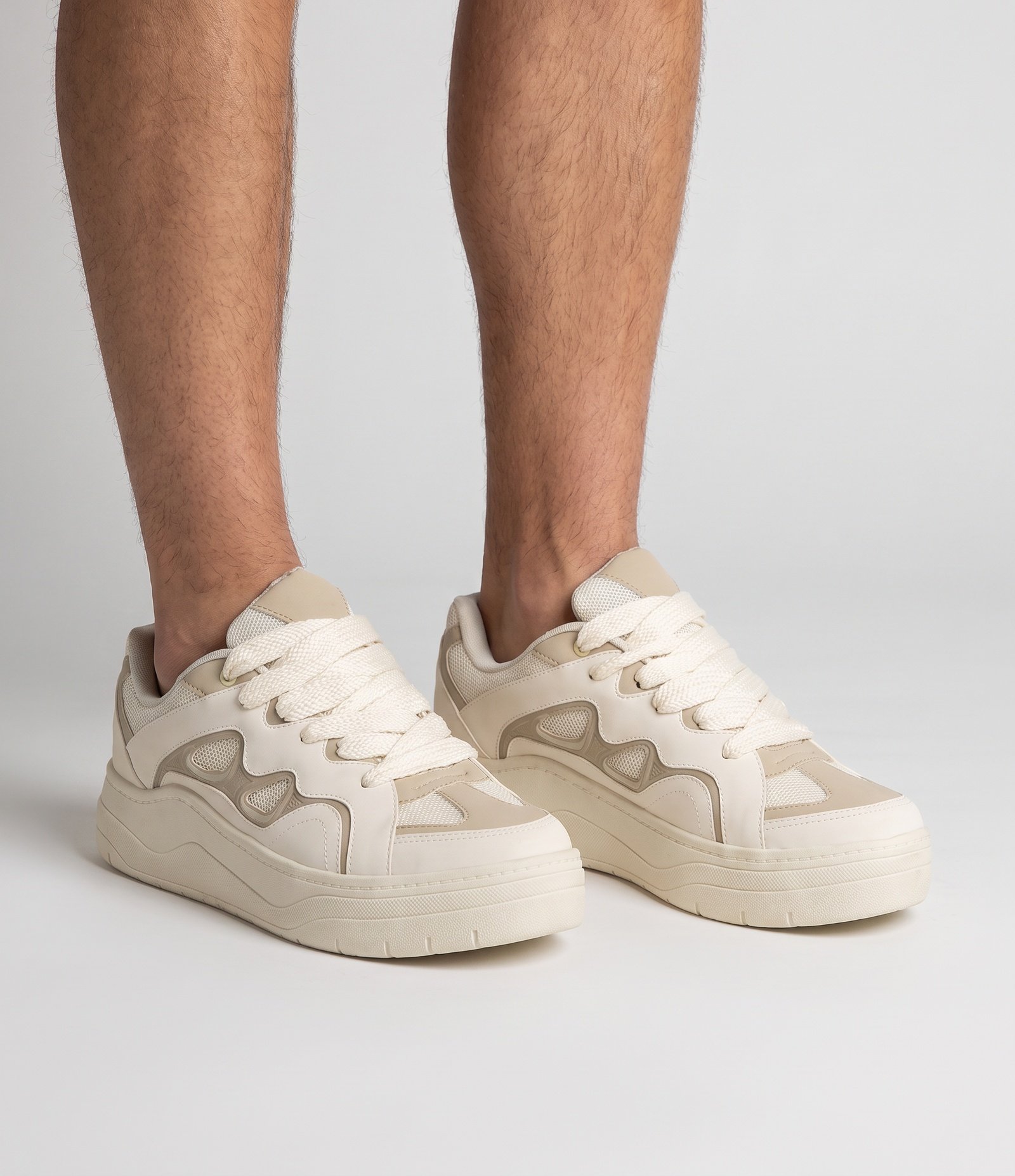 Tênis Skate com Recortes Laterais Branco 2