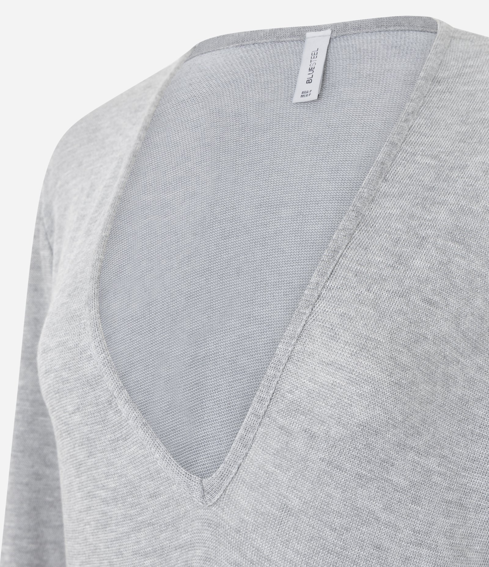 Blusa em Tricô com Decote V Profundo Cinza 6