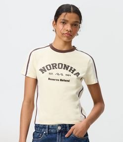Camiseta New T-Shirt com Lettering Noronha e Detalhes Contrastantes
