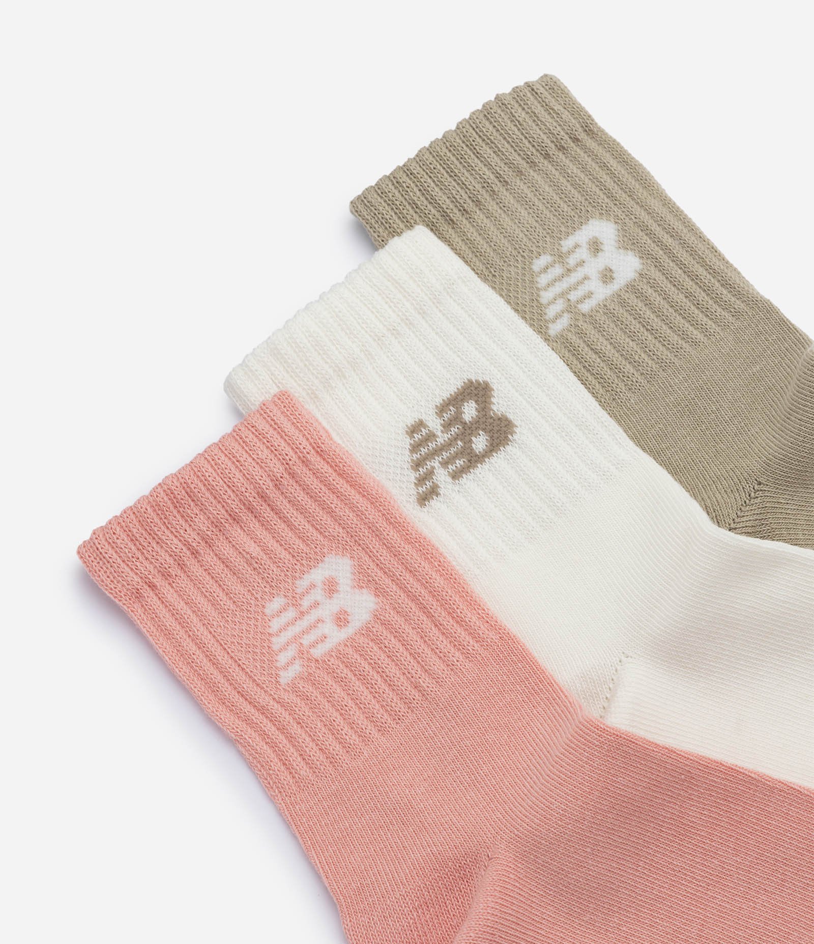Kit 03 Meias Esportivas Cano Médio em Algodão New Balance Rosa/Off White/ Bege 2
