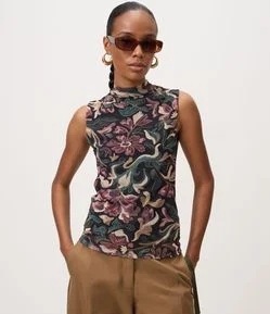 Blusa em Tule Estampado Floral Abstrato com Gola Alta