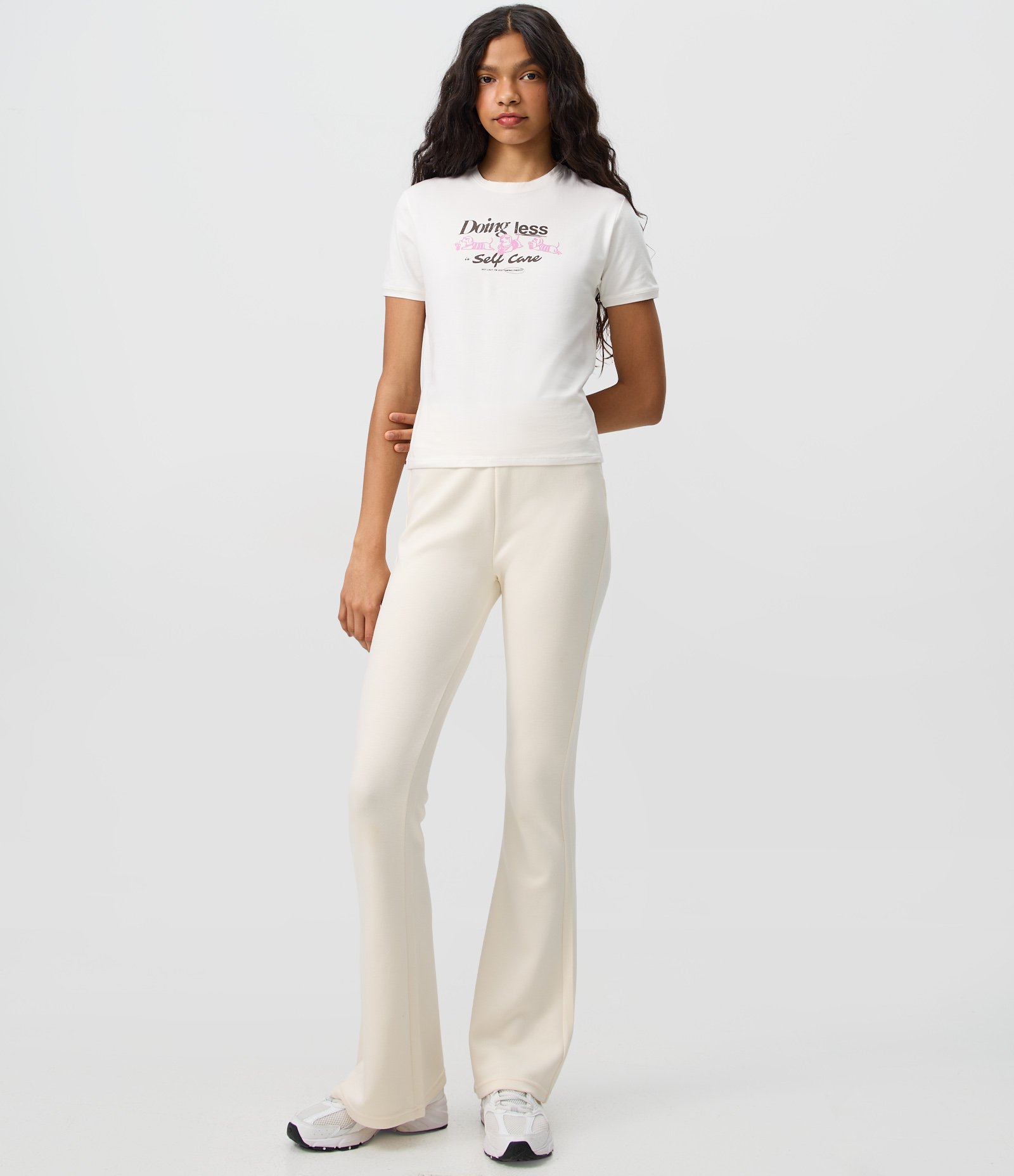 Camiseta em Algodão com Lettering Doing Less Self Care Branco 2