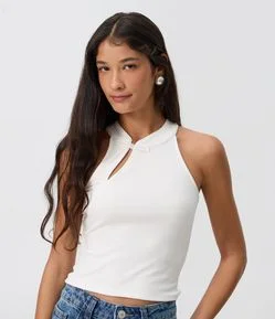Blusa em Ribana com Gola Alta e Fechamento Alamar