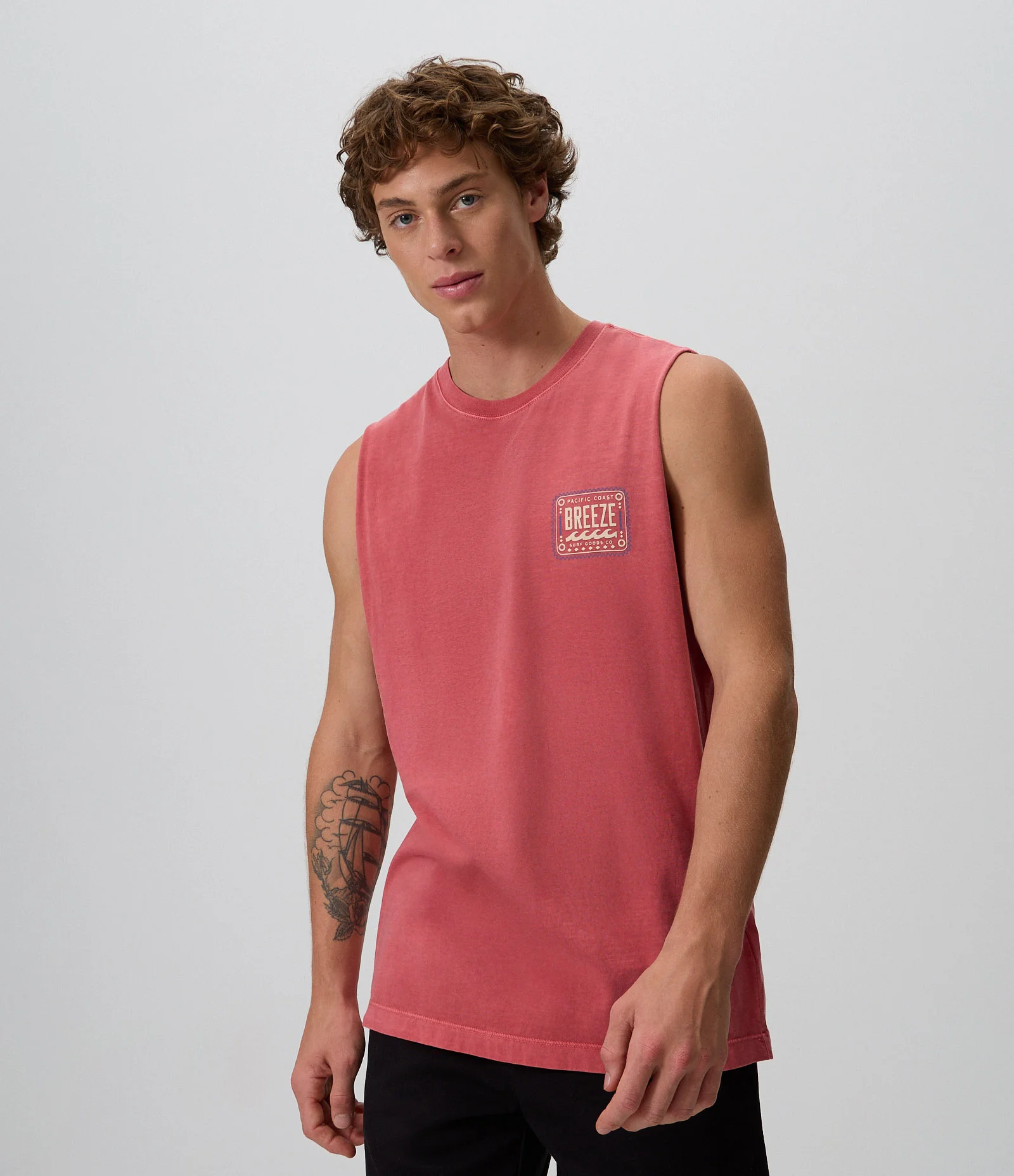 Regata Comfort em Algodão Estonada com Estampa Vermelho 1