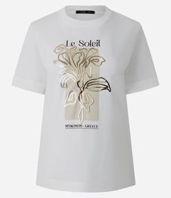 Camiseta Slim com Estampa Floral Localizada e Aplicação Metalizada