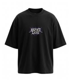 Camiseta Oversized em Algodão Heartless Brilha no Escuro