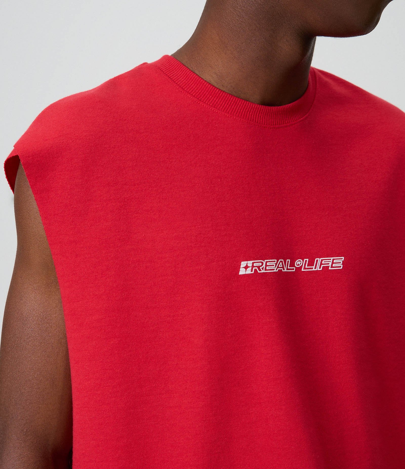 Regata Boxy em Algodão com Lettering Vermelho 3