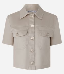Camisa Cropped em Sarja com Bolsos Frontais