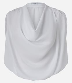Blusa em Crepe com Decote Degagê e Ombros Franzidos