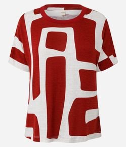 Blusa em Viscose com Estampa Geométrica e Detalhe na Gola