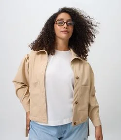 Jaqueta em Gabardine com Gola Funil e Amarrações Curve & Plus Size