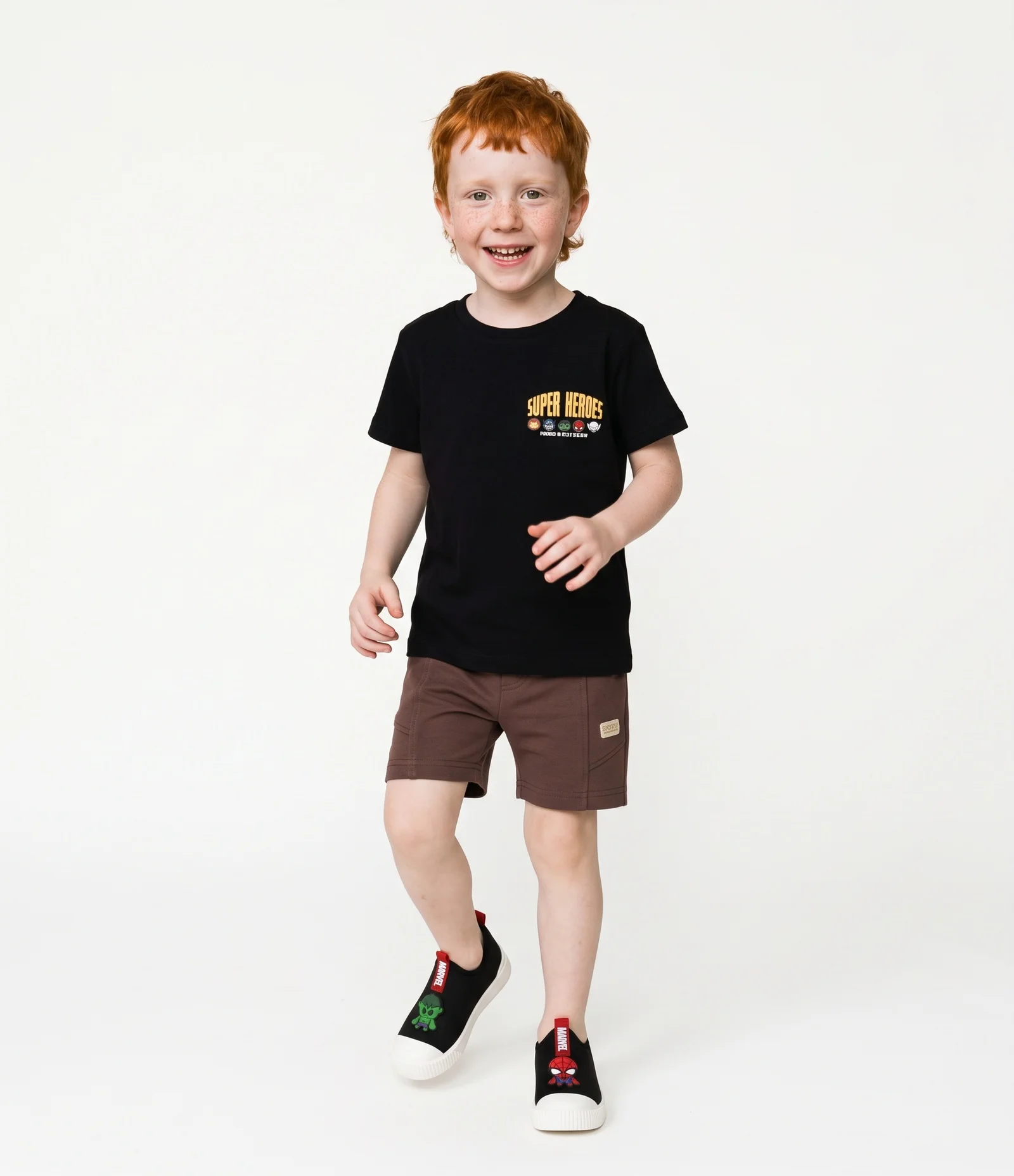 Camiseta Infantil Em Algodão Avengers Super Heroes com Estampa Costas Tam 2 a 6 Anos Preto 1